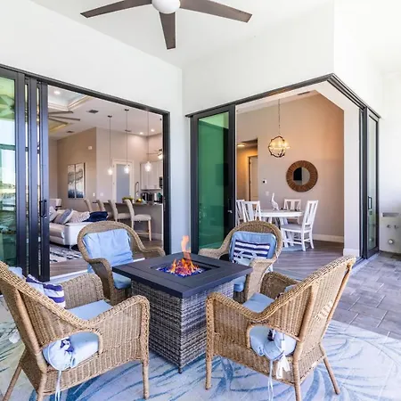 Villa Gulf Coast Retreat 3Br Waterfront With Heated Pool